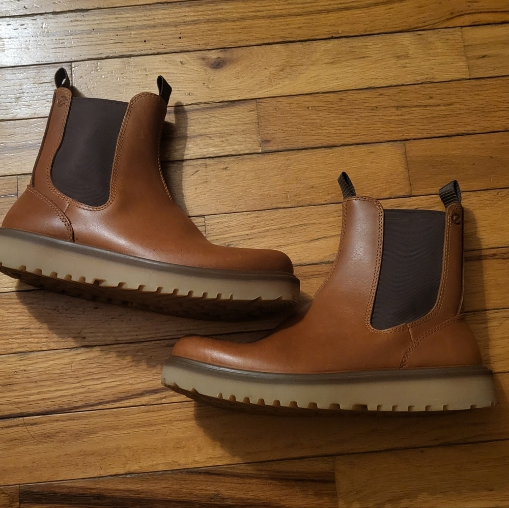 Ecco Chelsea Boot